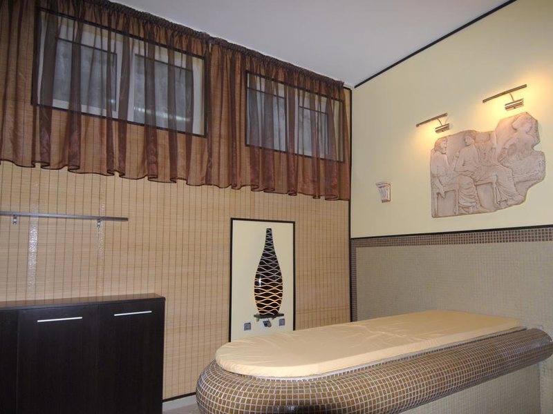 Cantilena Hotel 319381