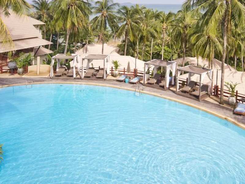 Cape Panwa Hotel 150220