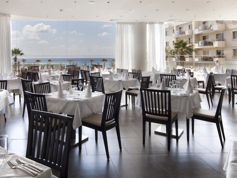 Capital Coast Resort & Spa 289976