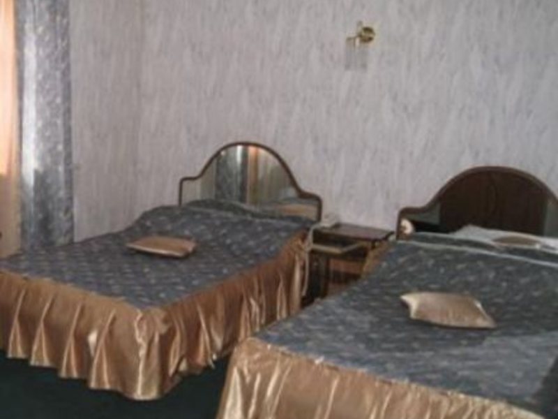 Capitan Club Dniprovskiy 11456