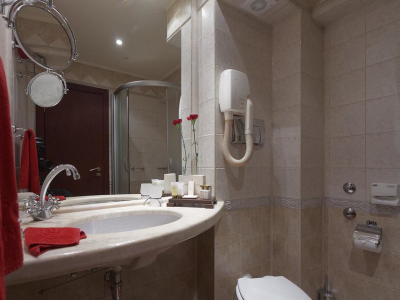 Capitol Hotel 318963