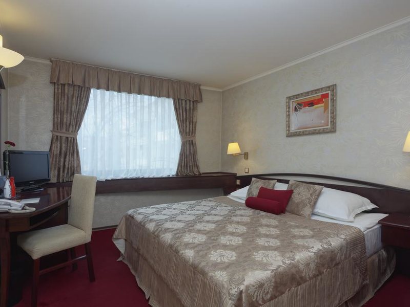 Capitol Hotel 318964