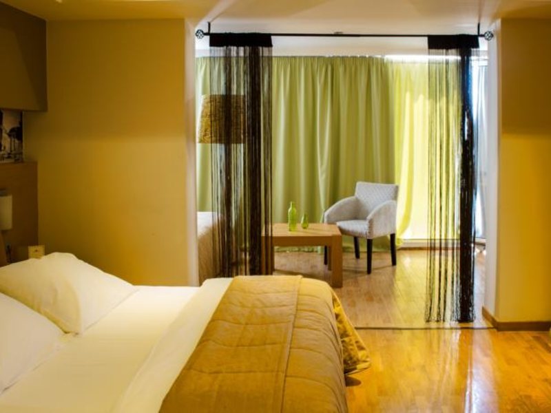 Capsis Astoria Hotel 77943