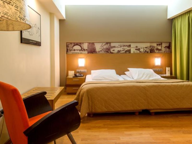 Capsis Astoria Hotel 77953