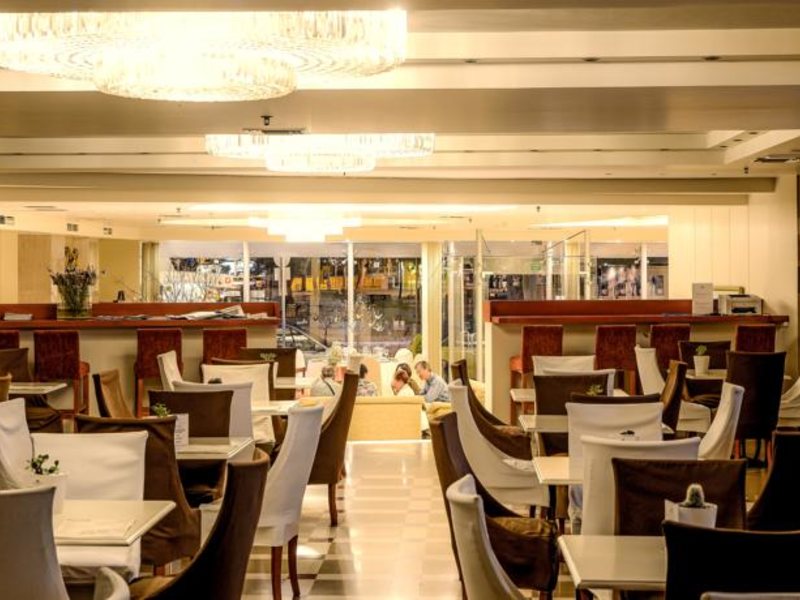 Capsis Astoria Hotel 77955