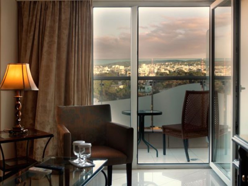 Capsis Astoria Hotel 77964