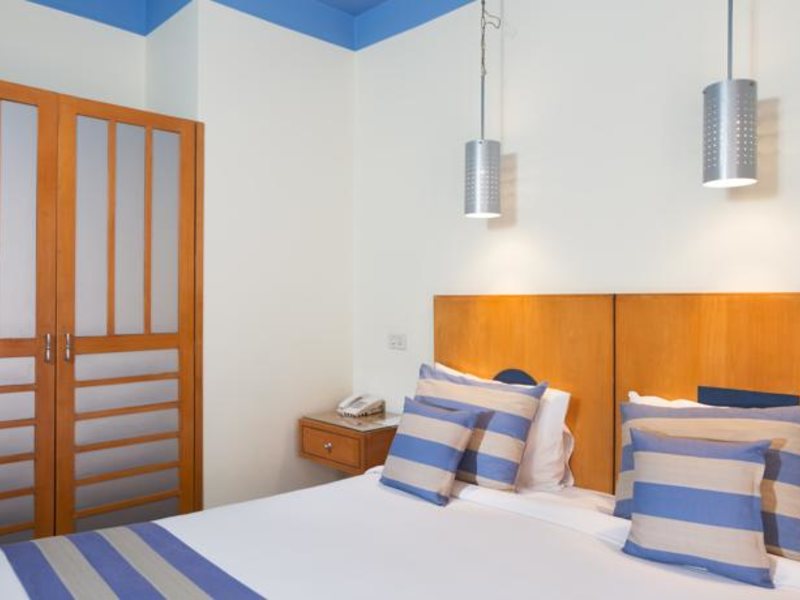 Captain s Inn 122166