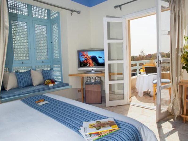 Captain s Inn 122190