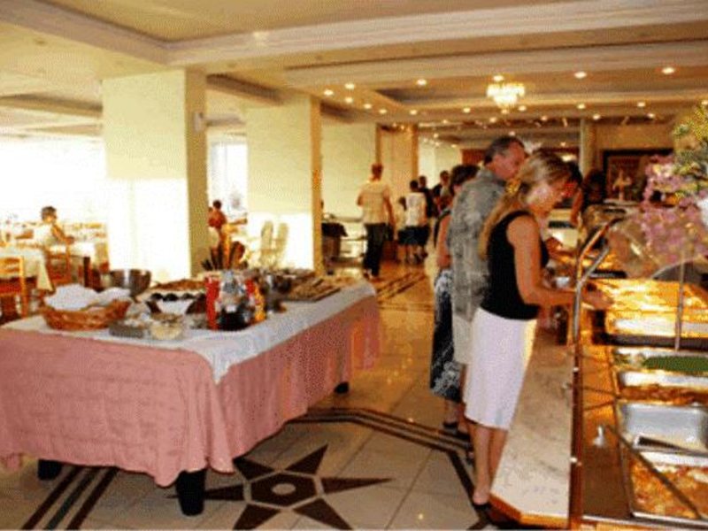 Captain s & Commodore Complex 305672