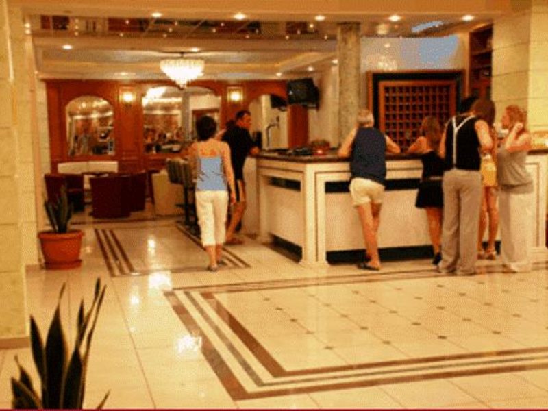 Captain s & Commodore Complex 305673