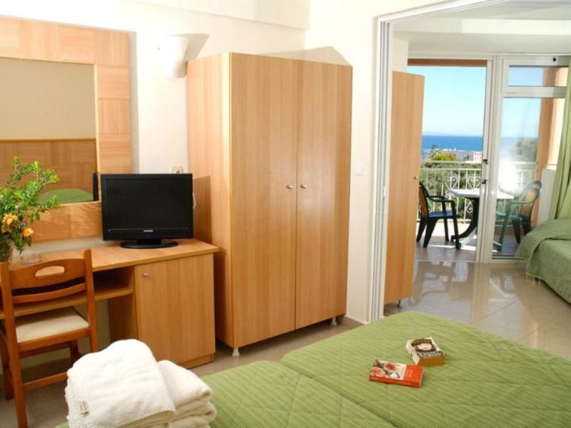 Captain s & Commodore Complex 305678