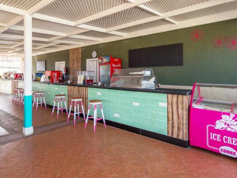 Caribbean World Resorts 122197