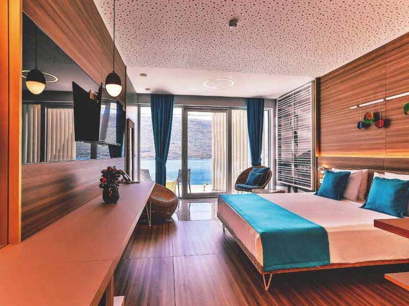 Carine Hotel Kumbor 325554