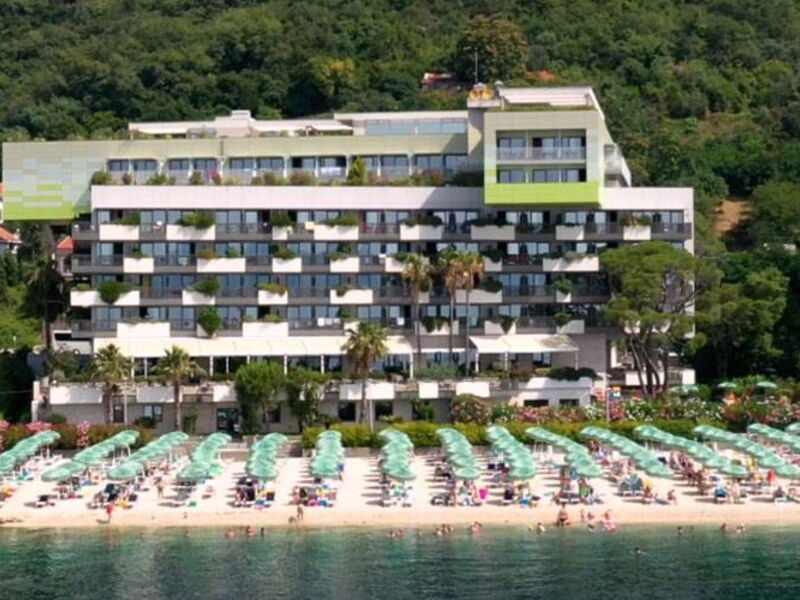 Carine Park Hotel 327186