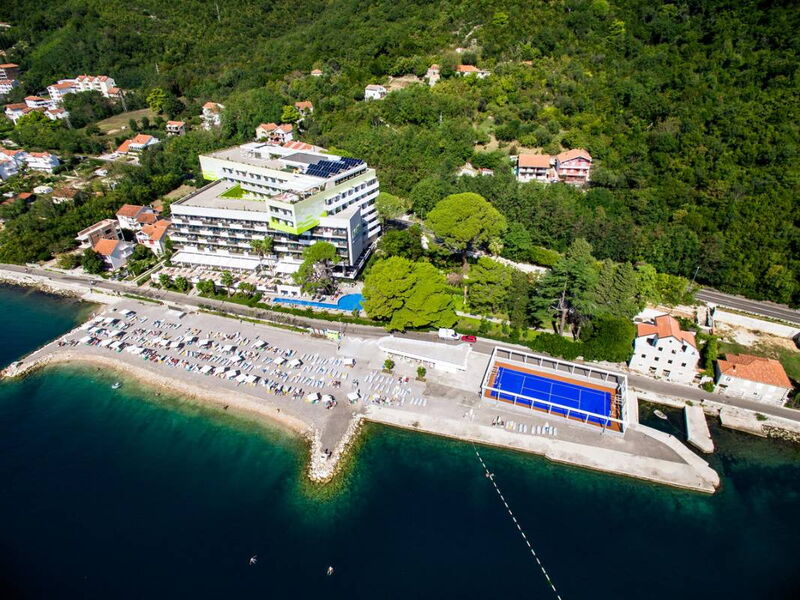 Carine Park Hotel 327199