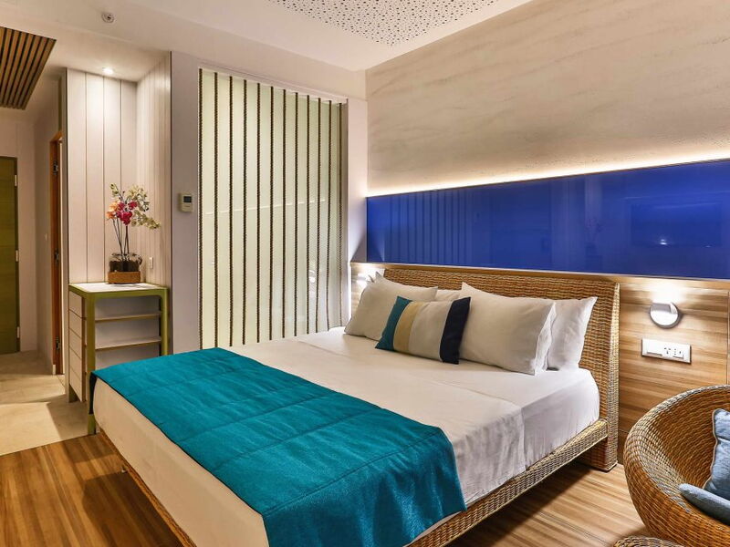Carine Park Hotel 327200