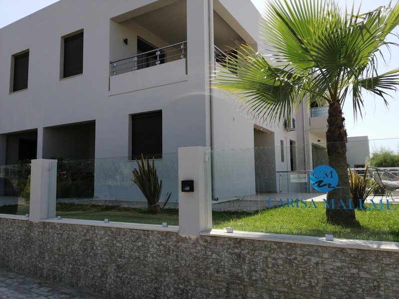 Carisa Maleme  305619