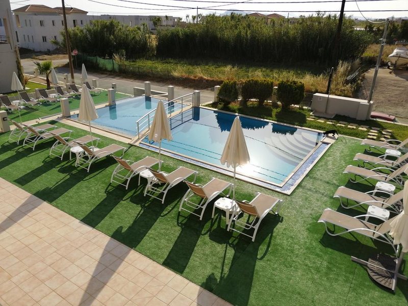 Carisa Maleme  305622