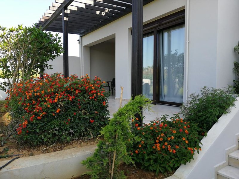 Carisa Maleme  305623