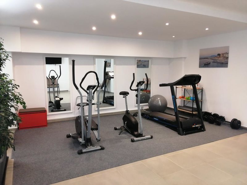 Carisa Maleme  305634