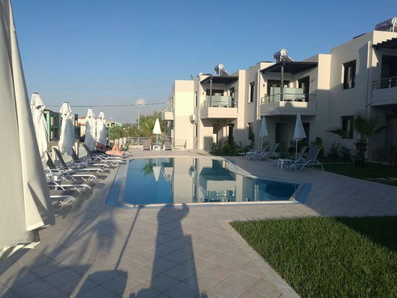 Carisa Maleme  305639