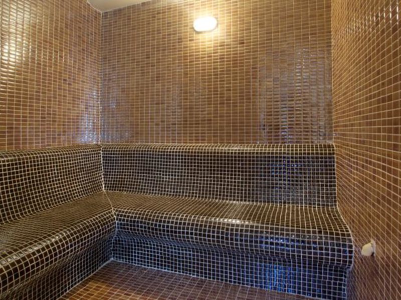 Carlton Hotel 158799