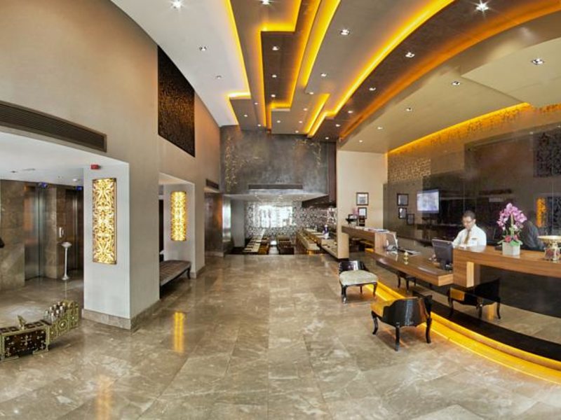 Carlton Hotel 63630