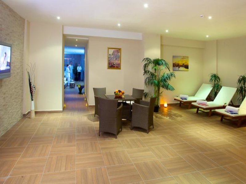Carlton Hotel 63632