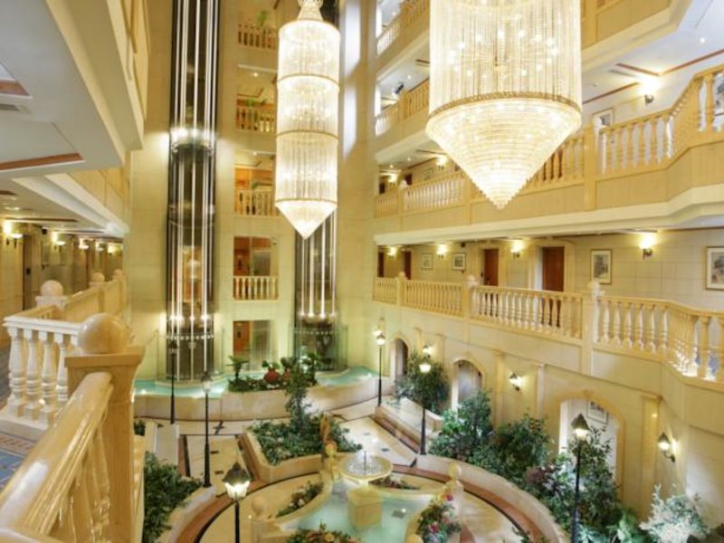 Carlton Palace Hotel 113070