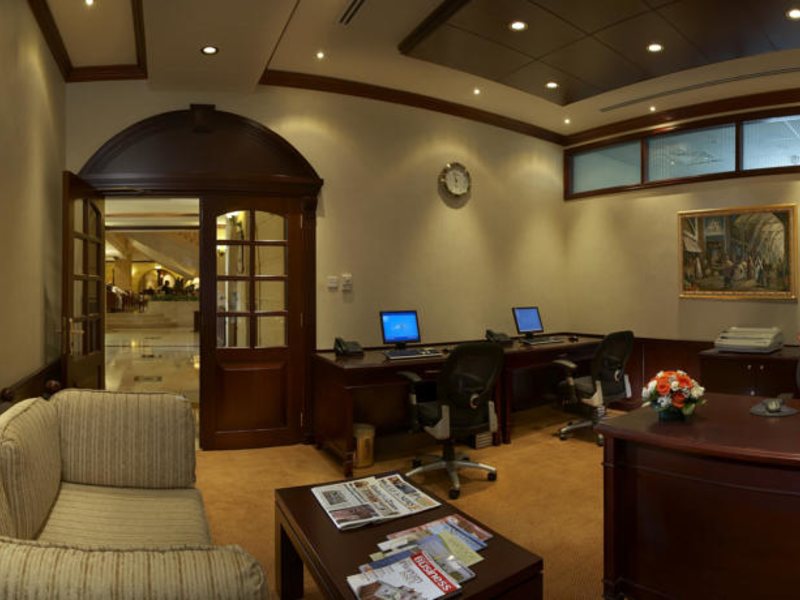 Carlton Palace Hotel 113090