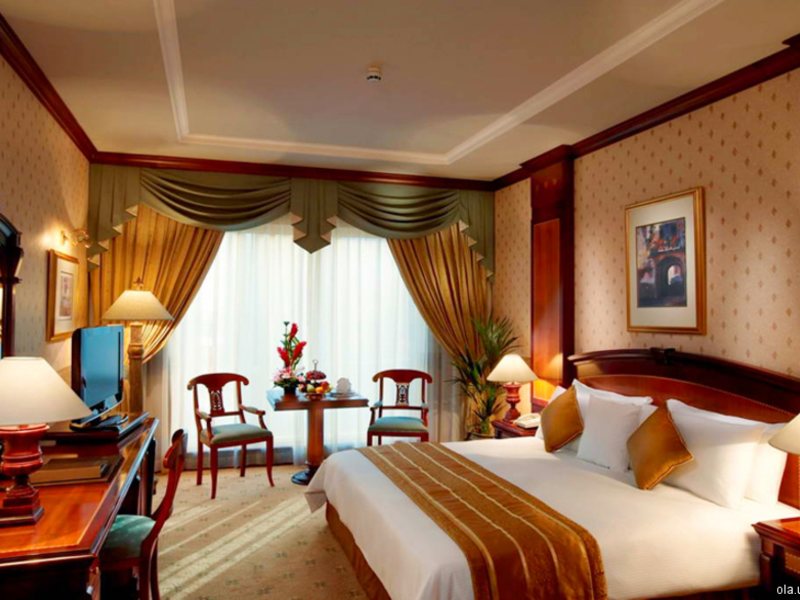 Carlton Palace Hotel (ех 1998