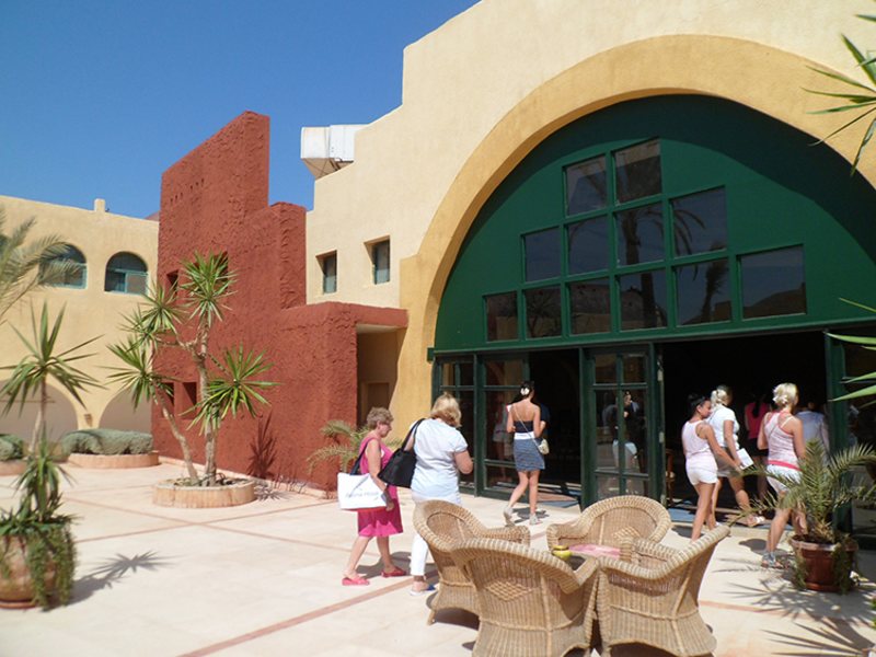 Carnelia Beach Resort 122229