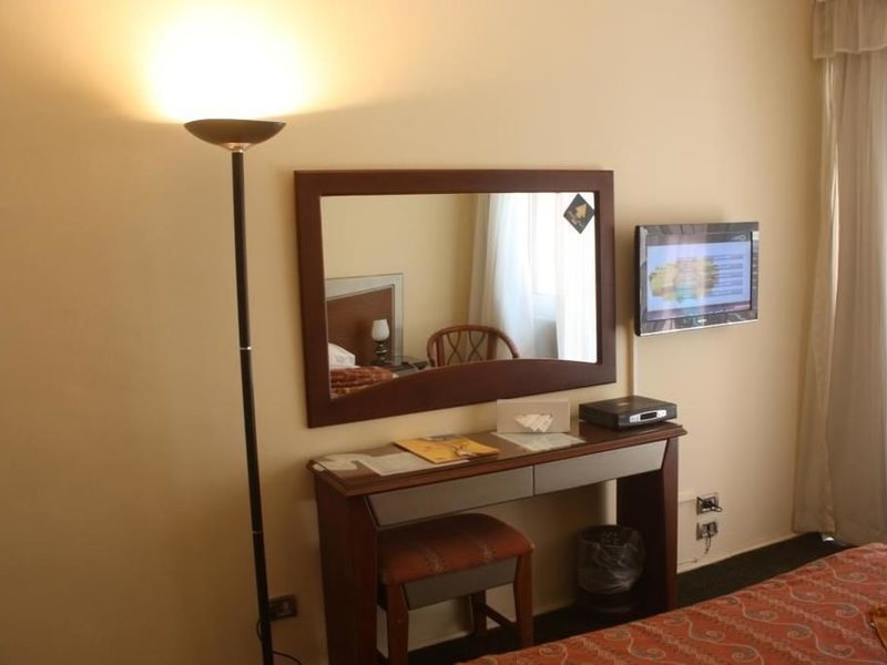 Caroline Crillion Cairo 146514