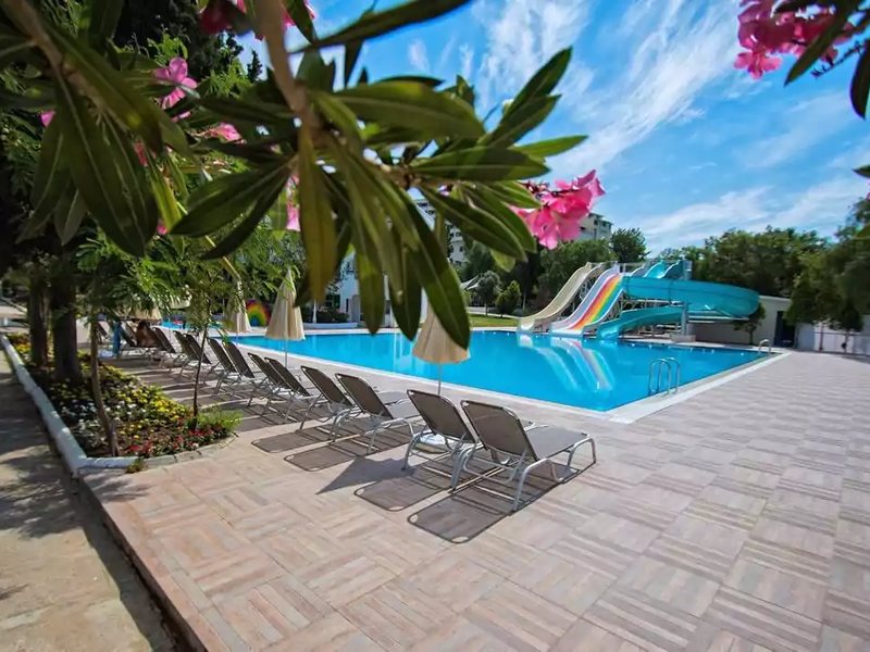 Carpe Mare Beach Resort 182946