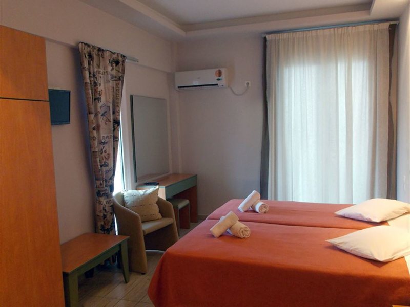 Castella Beach 253888