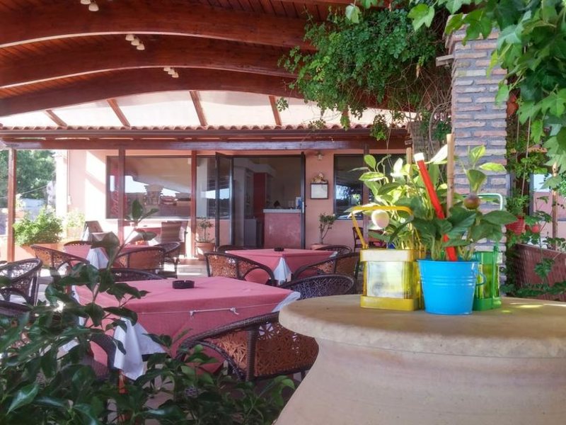 Castella Beach 273666