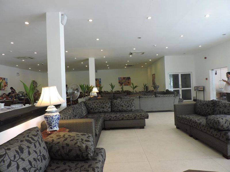 Catamaran Beach Hotel 107337