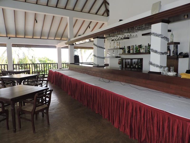 Catamaran Beach Hotel 107340