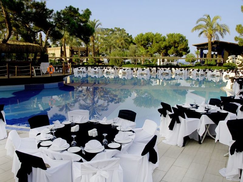 Catamaran Resort Hotel 30471