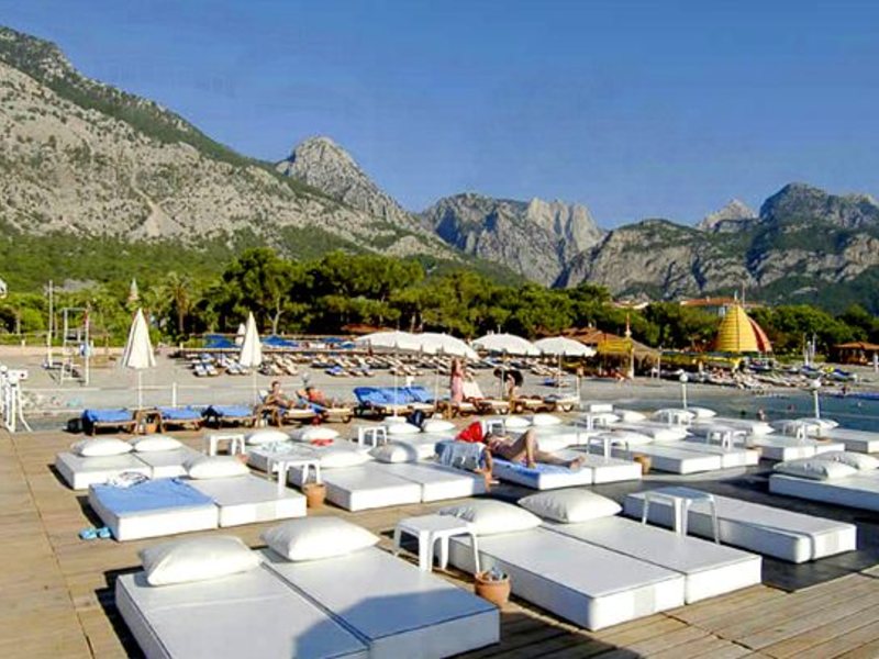 Catamaran Resort Hotel 38477