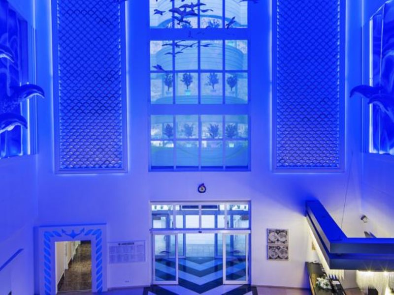 Catamaran Resort Hotel 55317