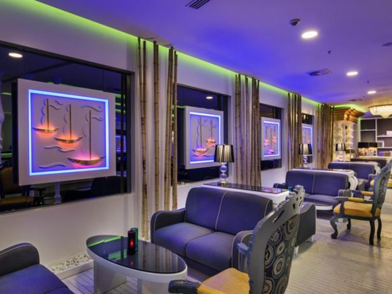 Catamaran Resort Hotel 55319