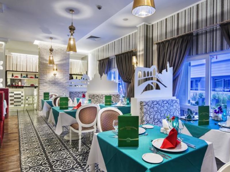 Catamaran Resort Hotel 55321