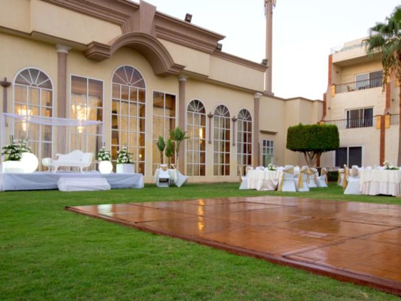 Cataract Pyramids Resort  146526