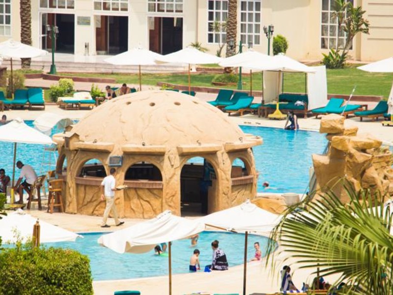 Cataract Pyramids Resort  146539