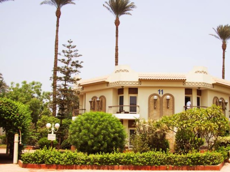 Cataract Pyramids Resort  146544