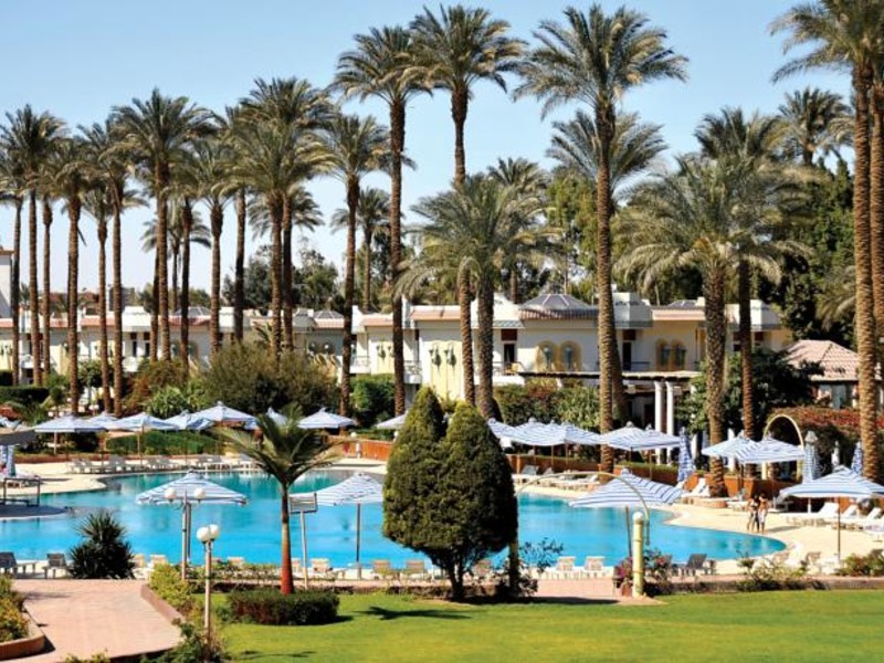 Cataract Pyramids Resort  146551