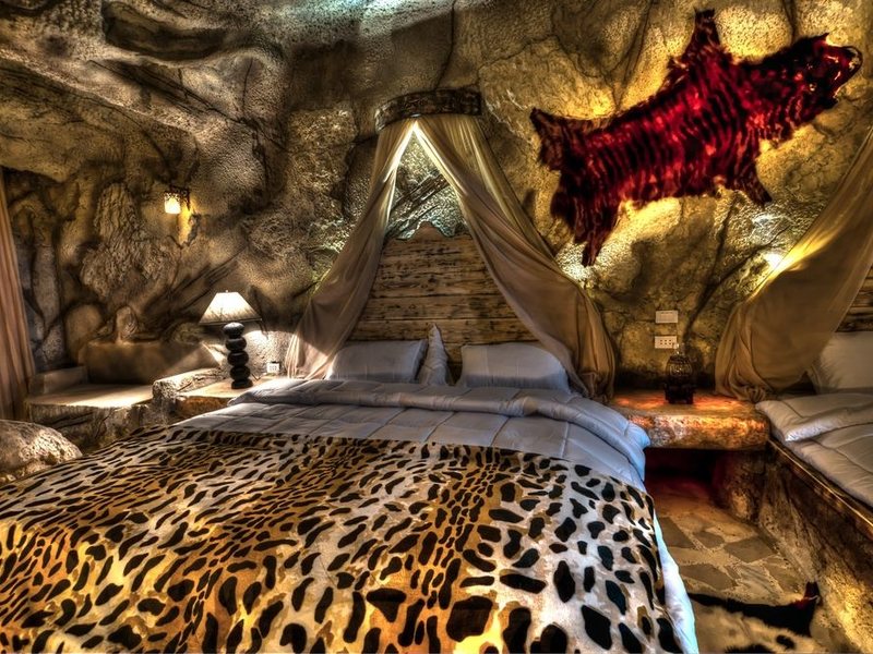 Caves Beach Resort 130160