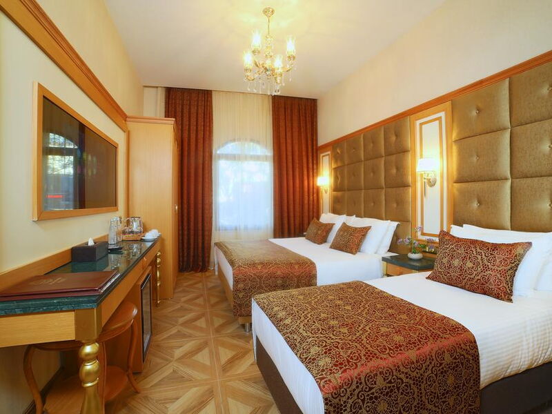 Celal Aga Konagi Metro Hotel 301580