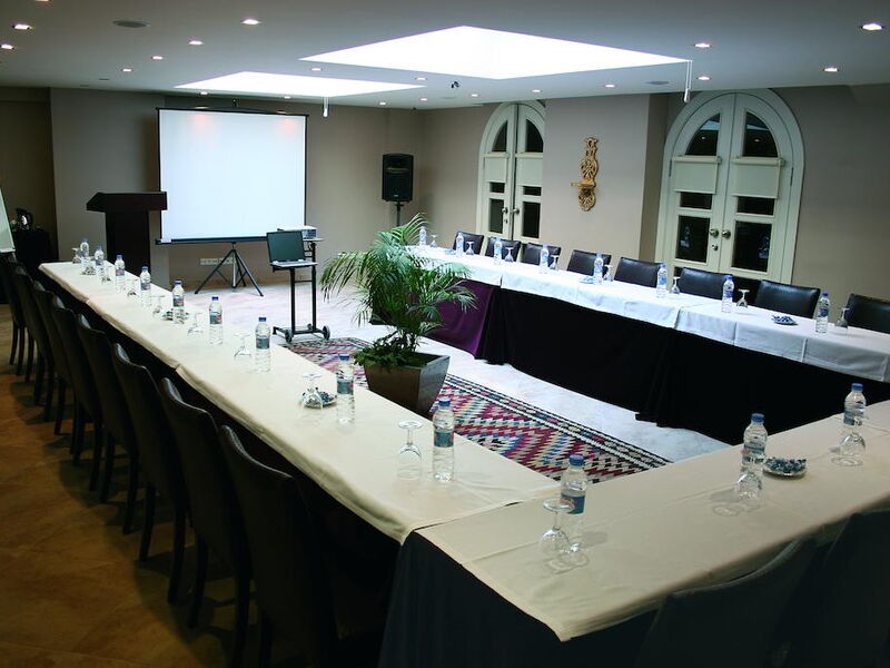 Celal Sultan Hotel 184584